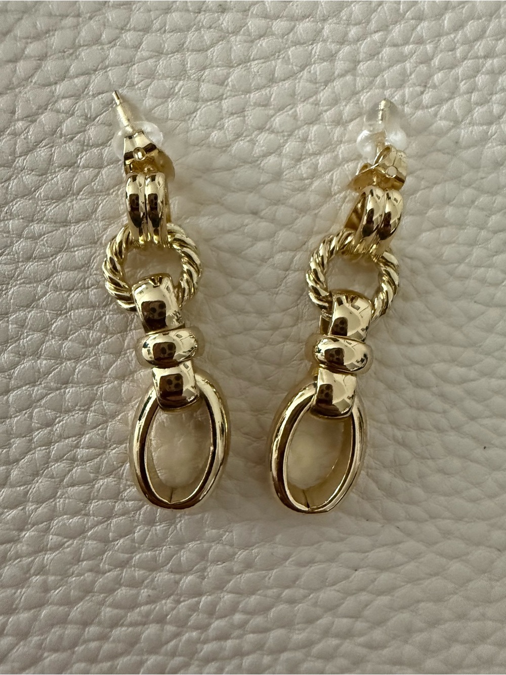 Gold Link Drop Earrings - NEW